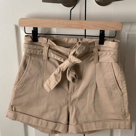 Express Pants - Tan high rise shorts with a tie